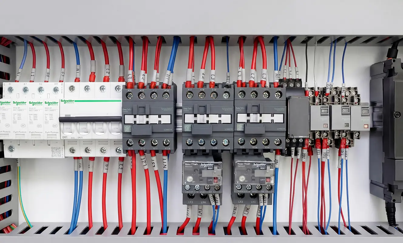 The Spire Series uses Schneider electrical components and a Delta variable frequency drive to provide the required control and protection for the machine's electrical and spindle systems. 