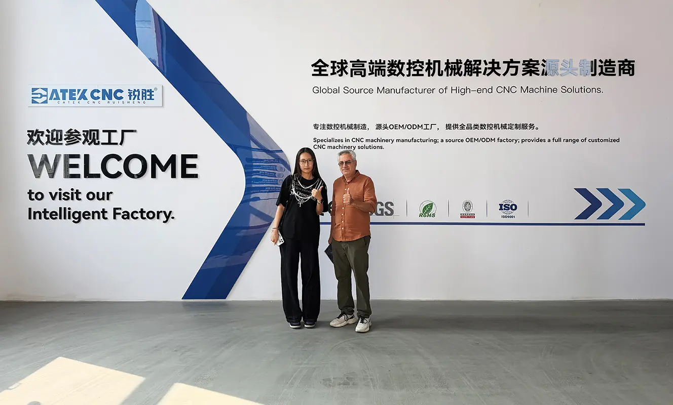 UAE Customer Visits CATEKCNC for CNC Metal Milling Machine Demonstration