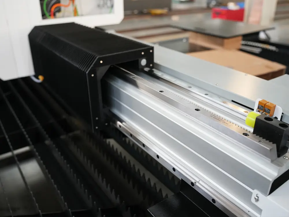 Aerospace-grade aluminum alloy beam Aerospace-grade aluminum alloy beam of the 5x10ft fiber laser metal sheet cutting machine