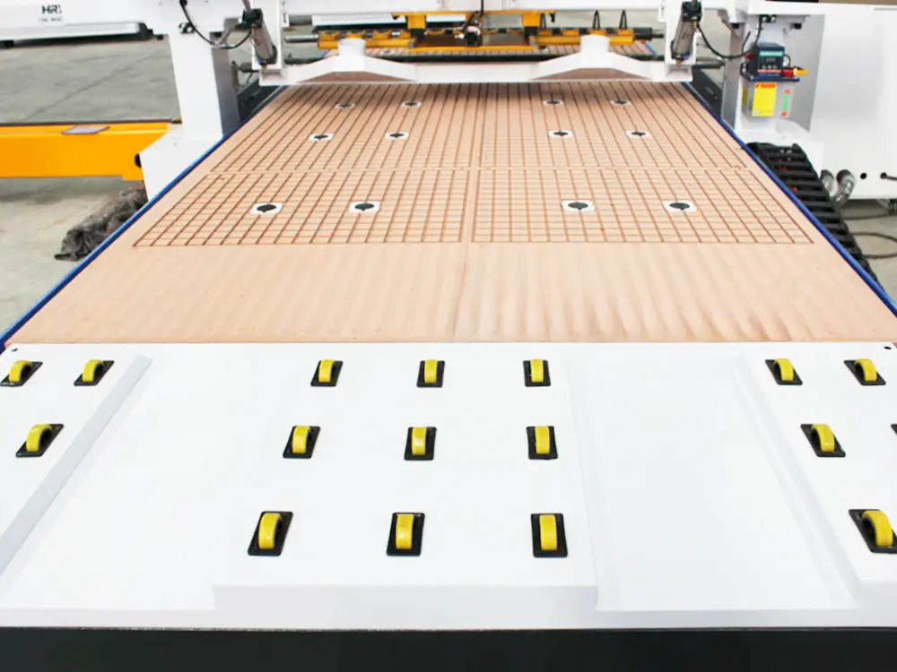 Assisted feeding rollers Assisted feeding rollers