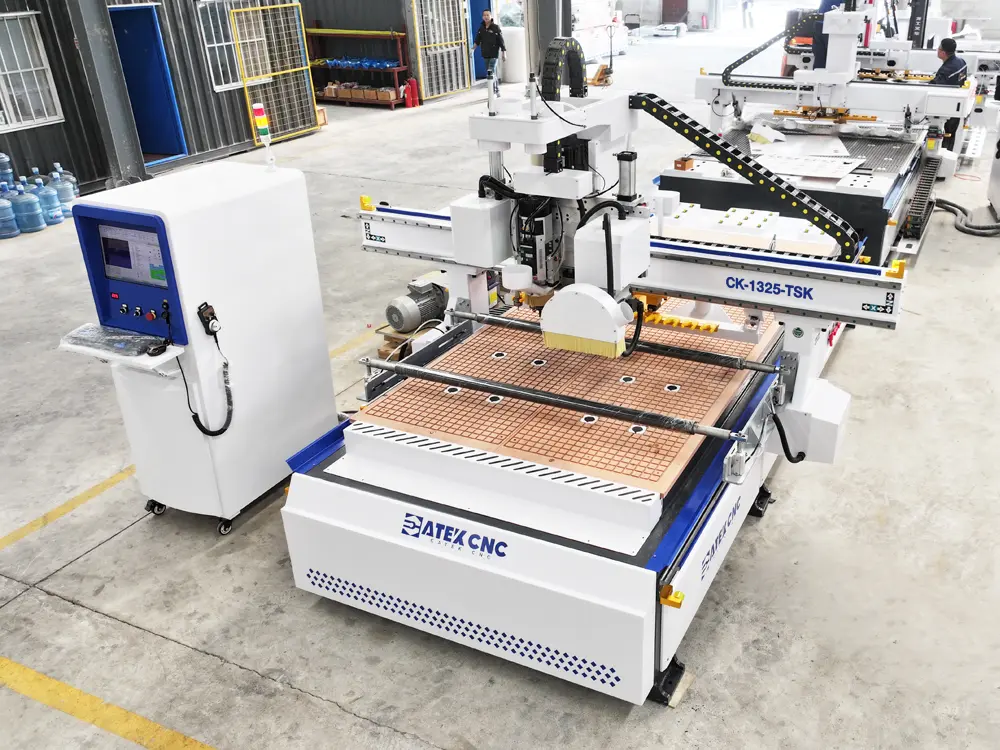 Top view 4x8ft ATC linear cnc router with 4-axis saw blade, oscillating tool, and vision system Top view 4x8ft ATC linear cnc router with 4-axis saw blade, oscillating tool, and vision system