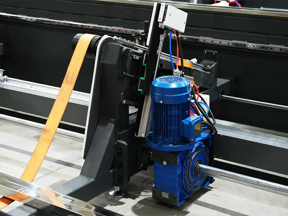 Reducer for the loading system