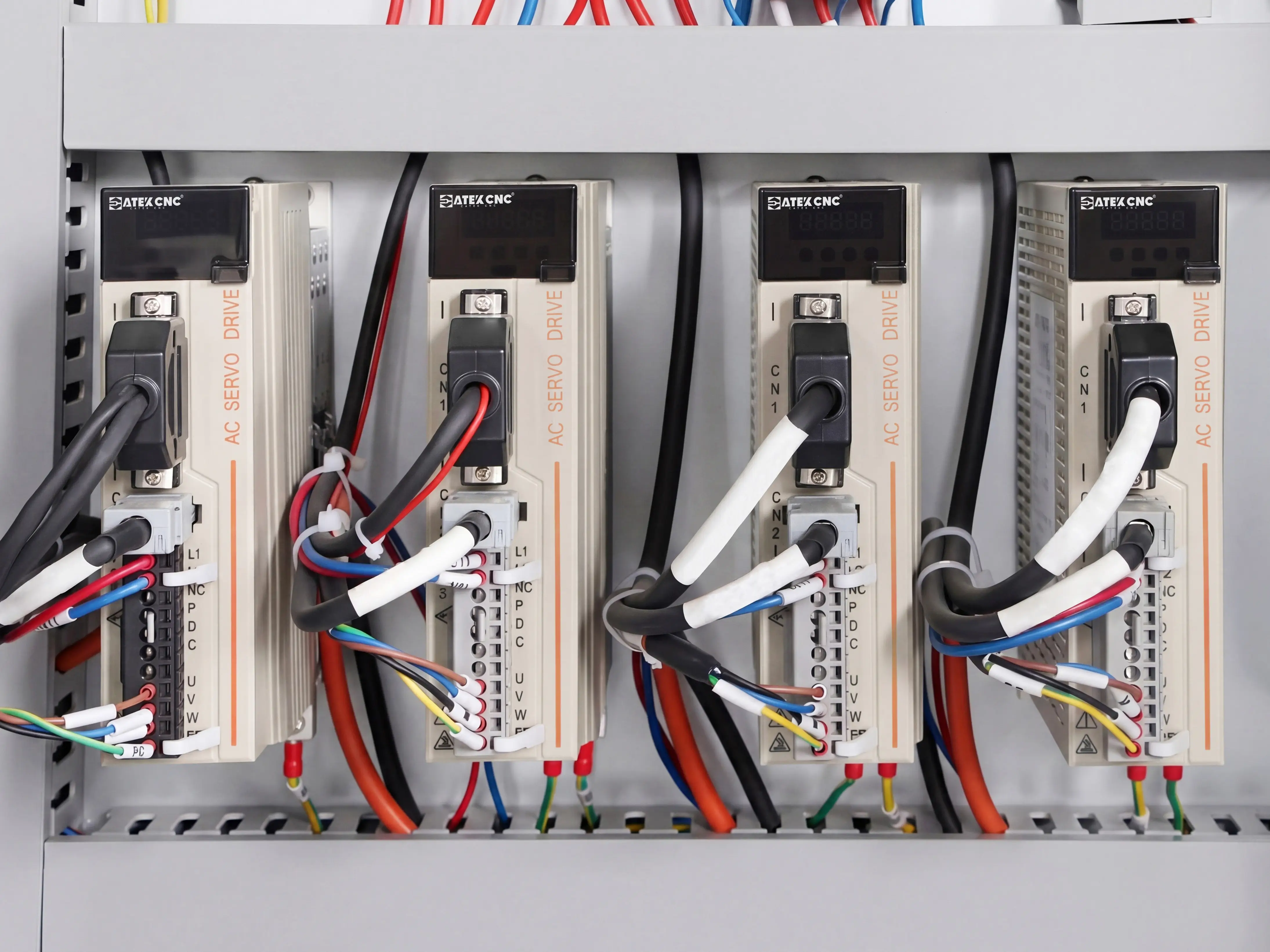 CATEKCNC self-developed servo drive of Spire 2130 CNC wood router machine