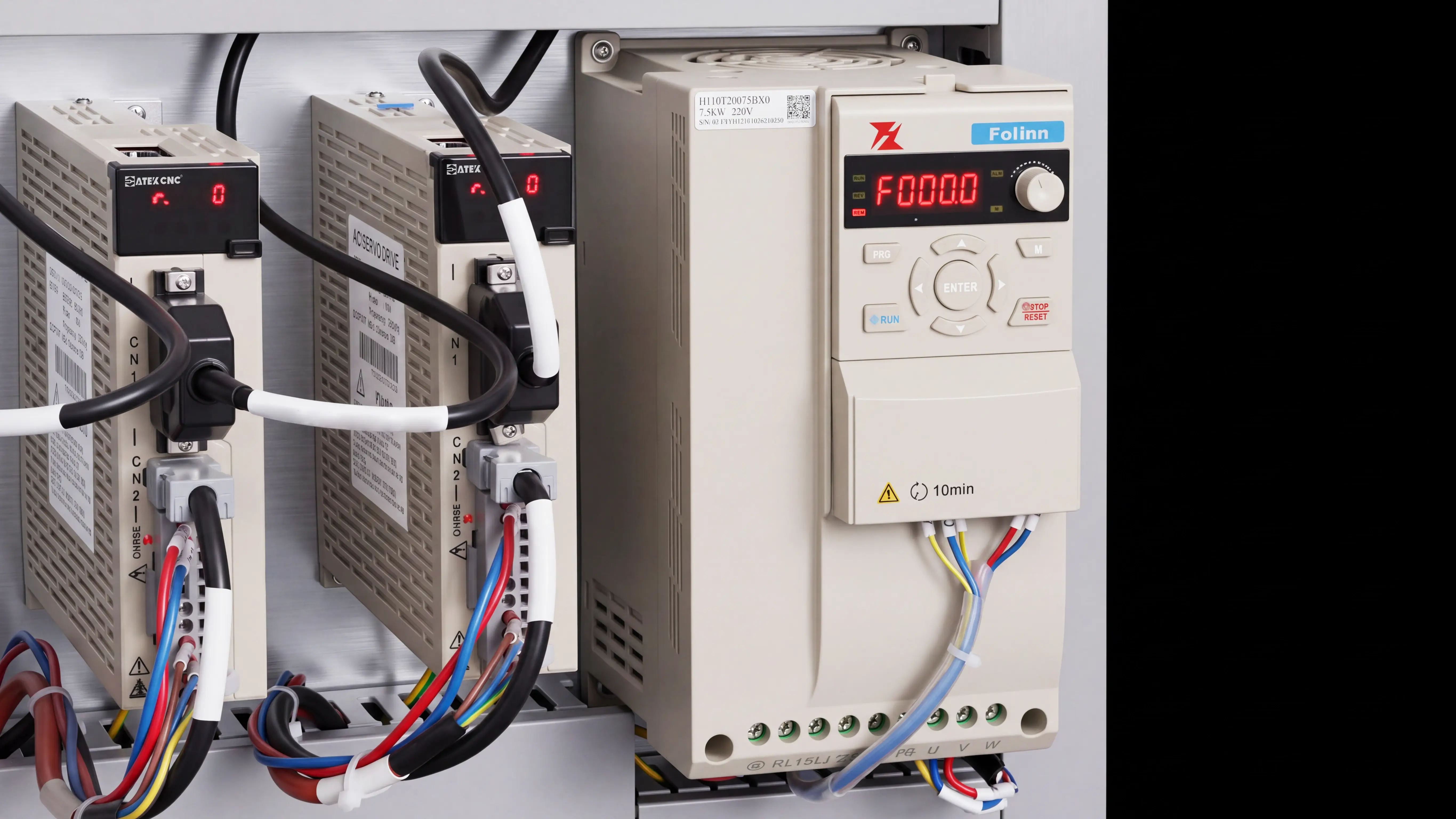 Fuling High-Performance Vector Inverter of Spire 2130 CNC wood router machine