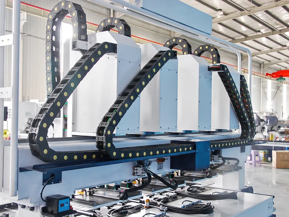 Cable carrier system Cable carrier system of the 4-station ATC CNC wood router