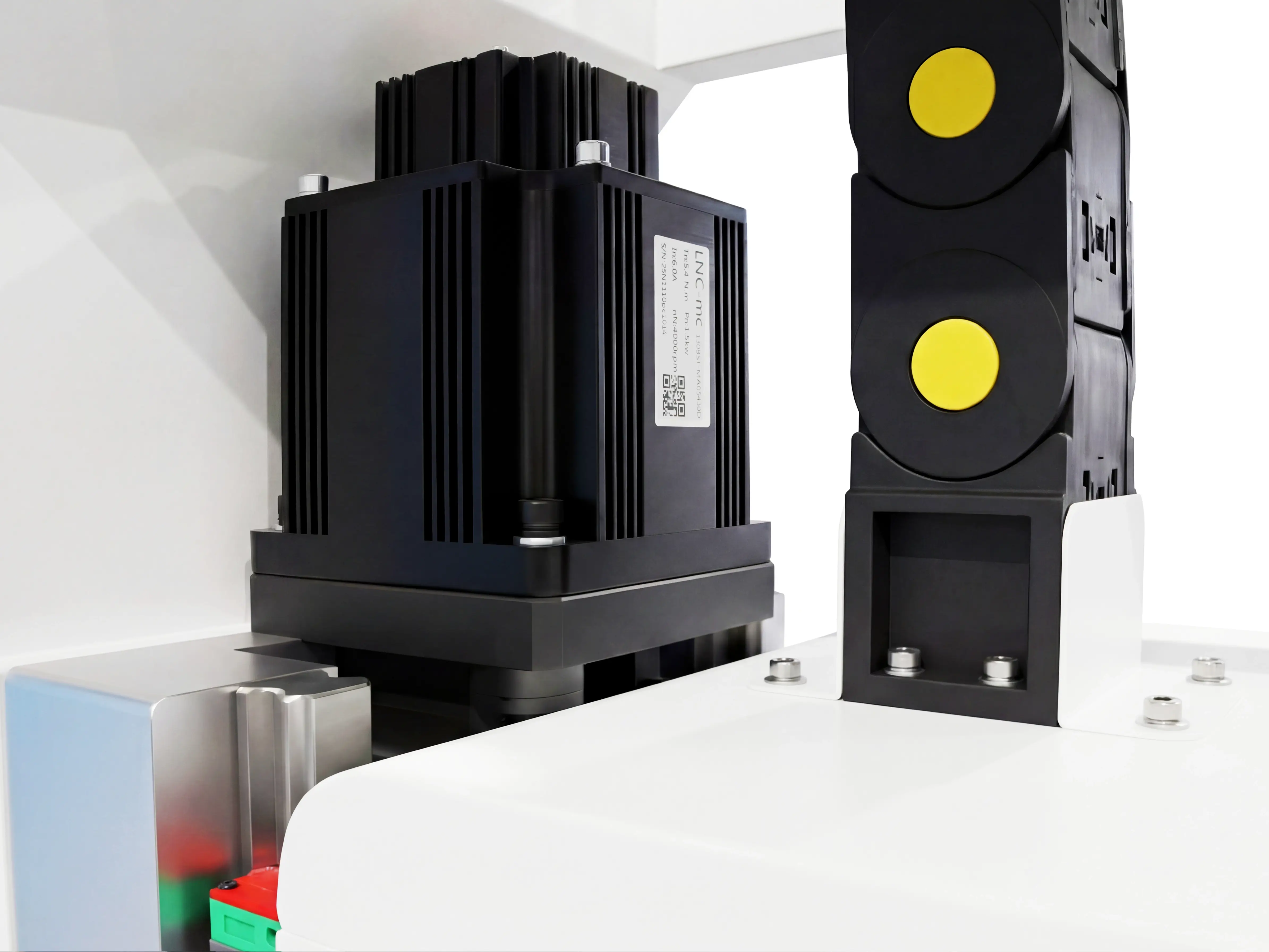  Taiwan LNC absolute servo motor for Z-axis of Spire 2130 ATC CNC router