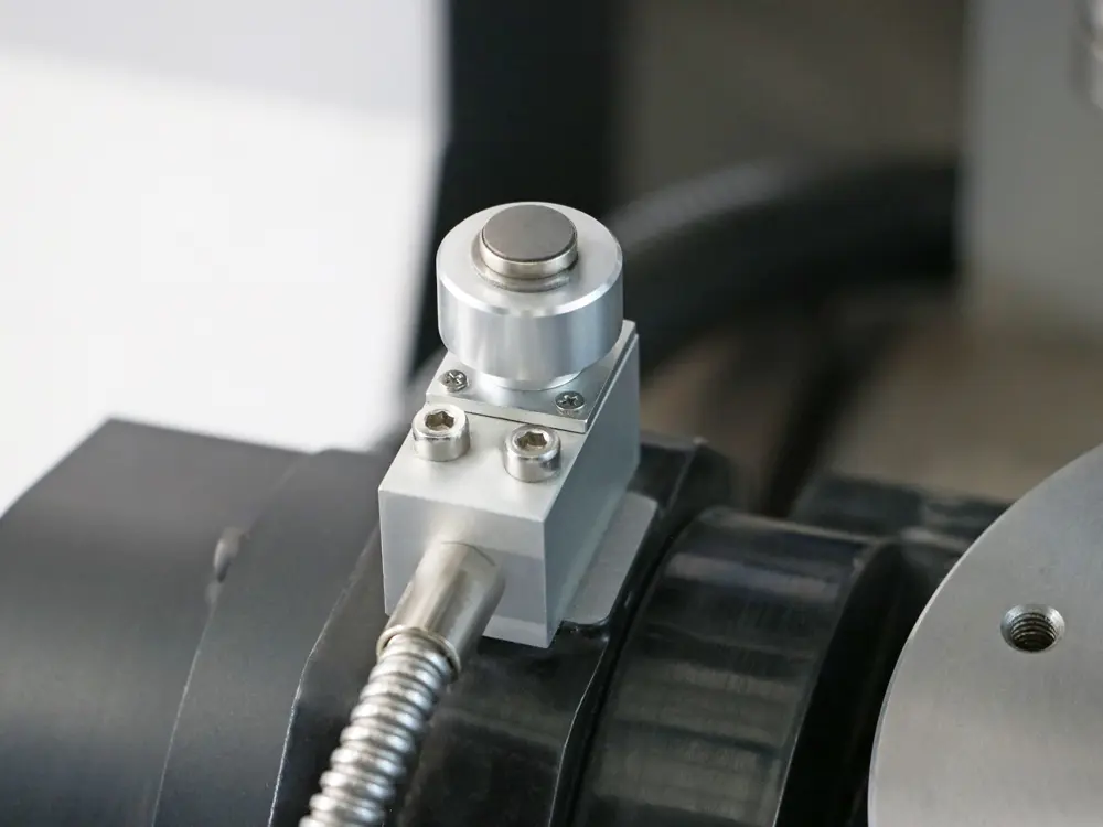 Automatic tool setter Automatic tool setter