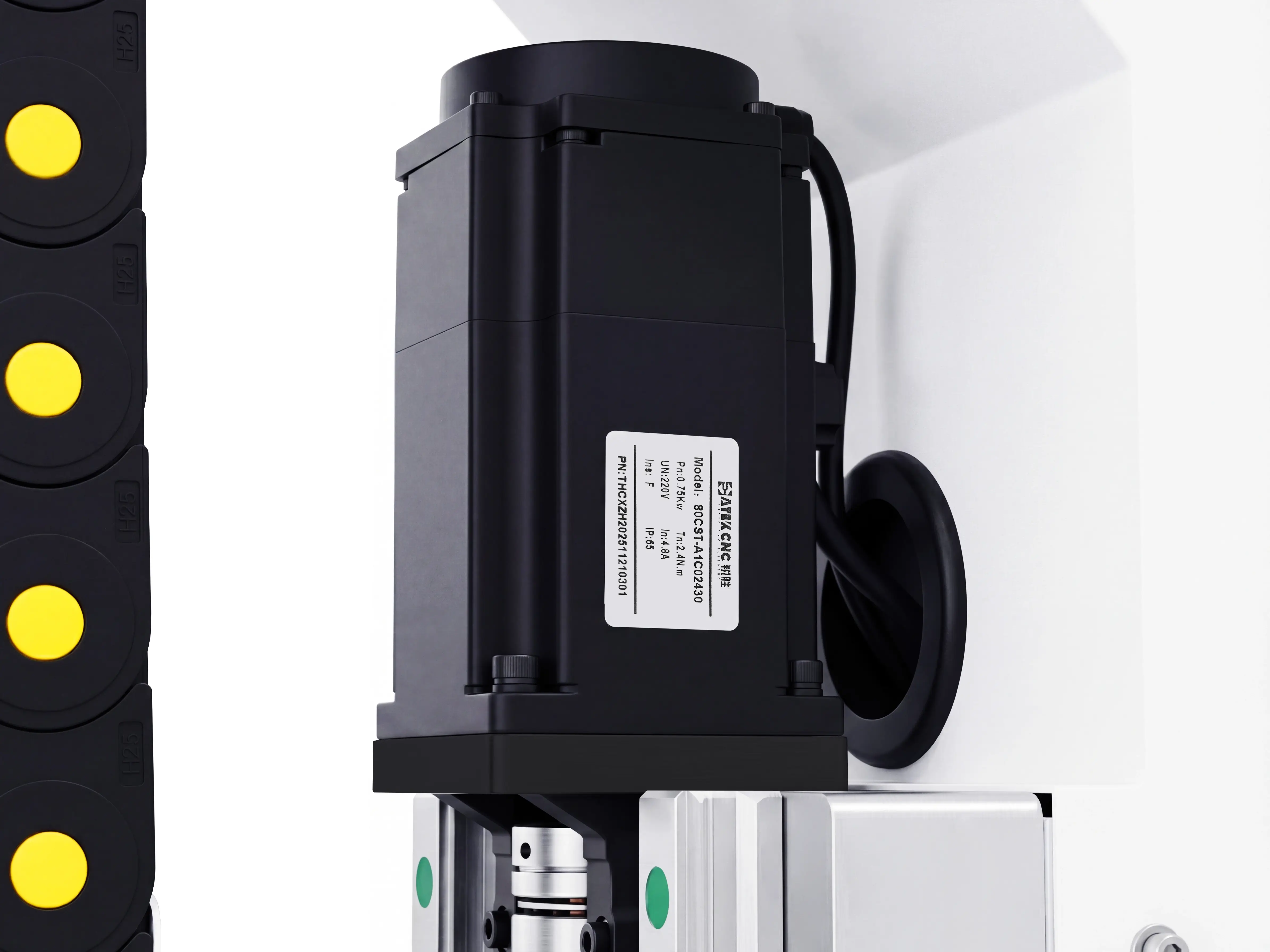 CATEKCNC self-developed 750W servo motor for Z-axis of Spire 1325 CNC router