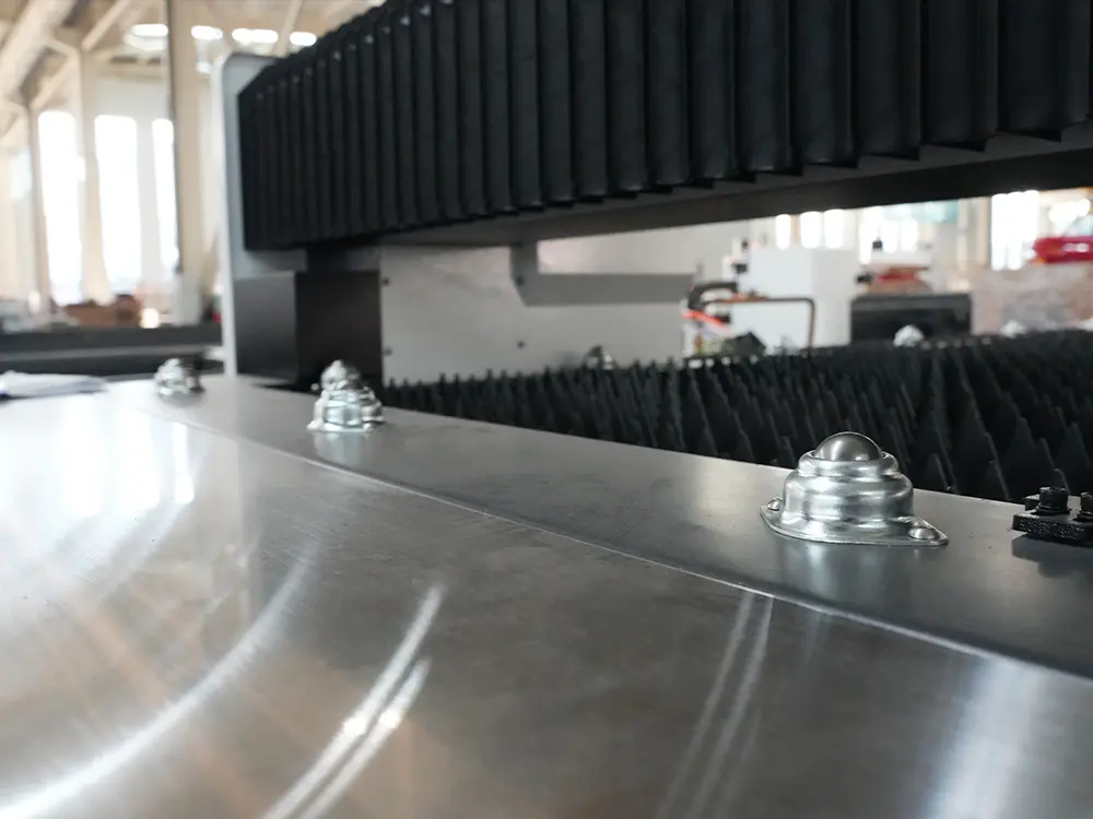Cost-Effective Classic 5×10ft Fiber Laser Sheet Metal Cutting Machine