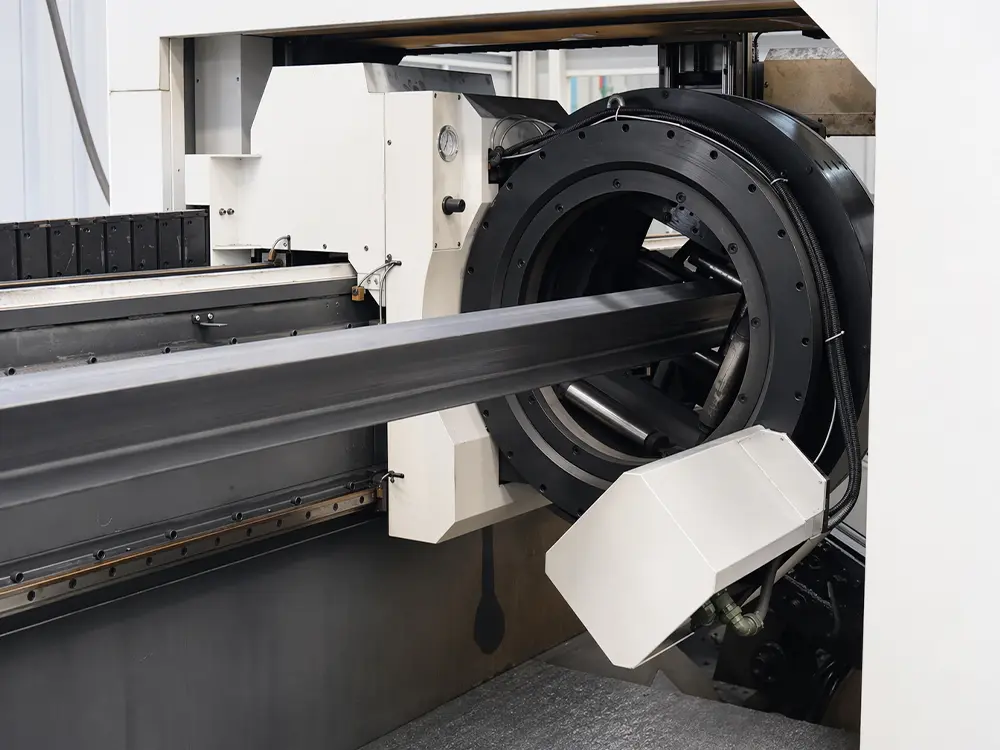 Best-Selling 3-Chuck Fiber Laser Tube Cutting Machine with Bevel Cutting Capability