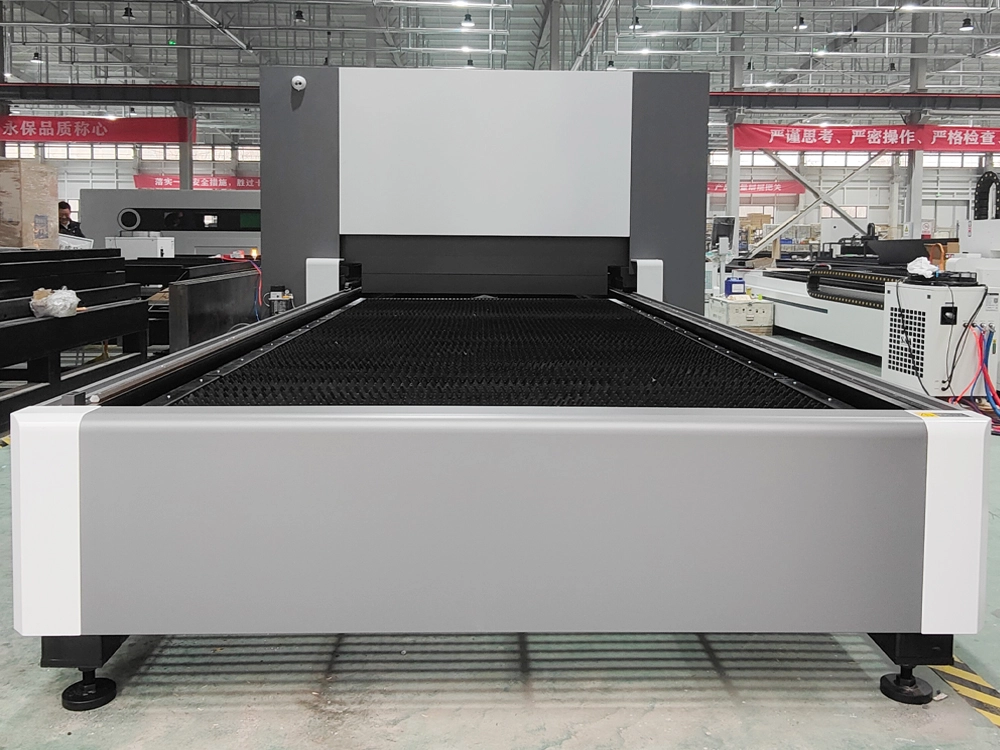 Top 2040 Enclosed Fiber Laser Cutting Machine With  Dual-Shuttle Table Top 2040 Enclosed Fiber Laser Cutting Machine With  Dual-Shuttle Table