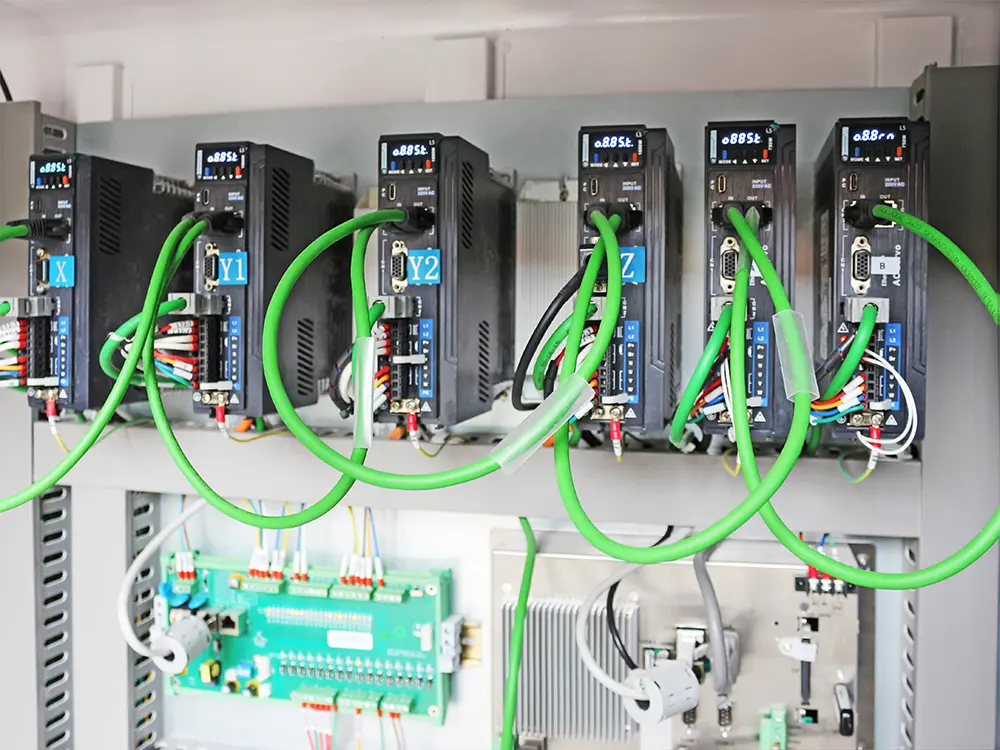 2130 4-Axis ATC CNC Nesting Machine with Swing Head