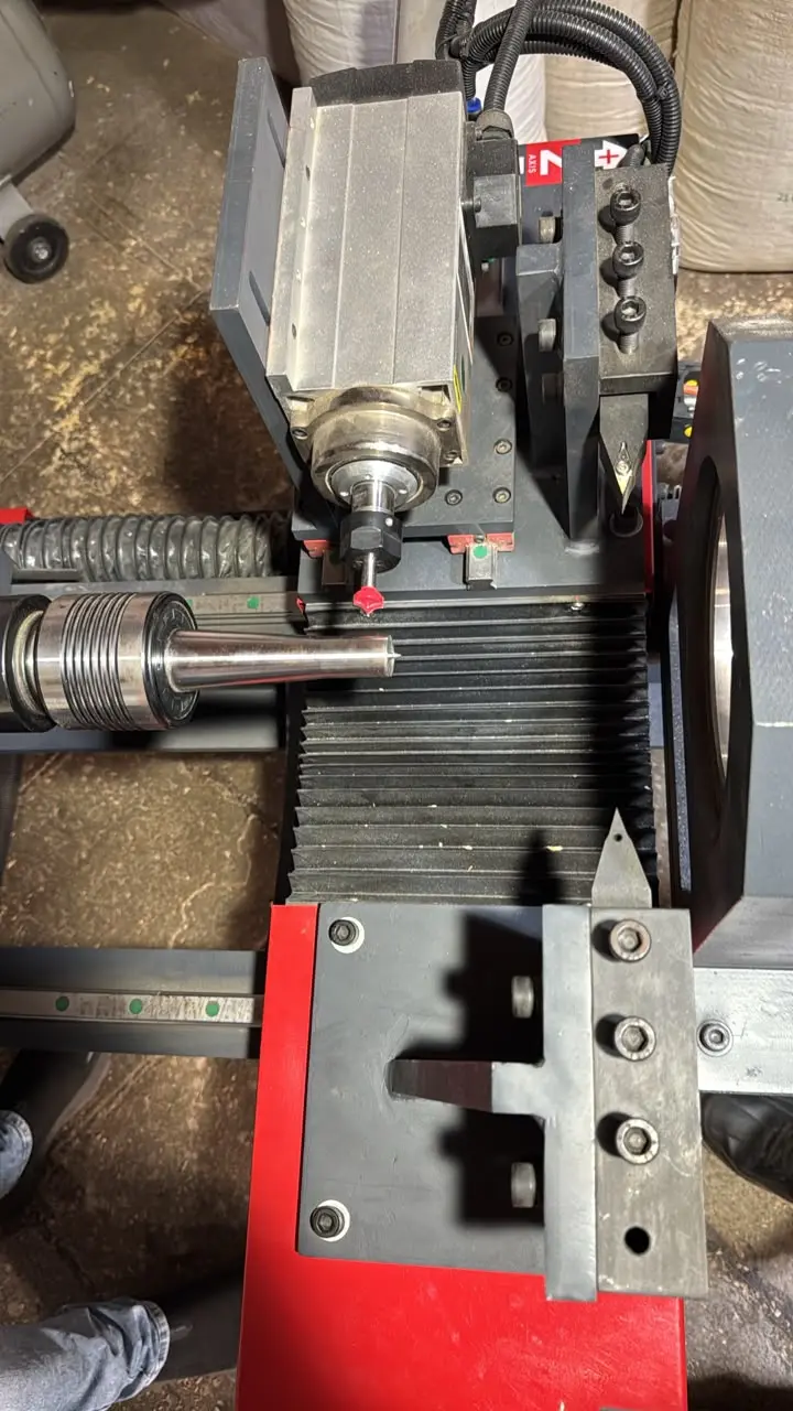 CNC wood lathe