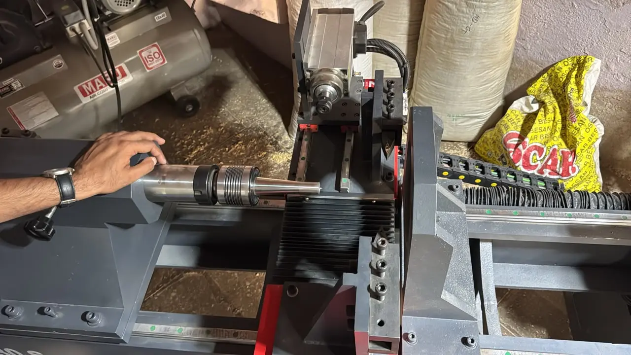 CNC wood lathe