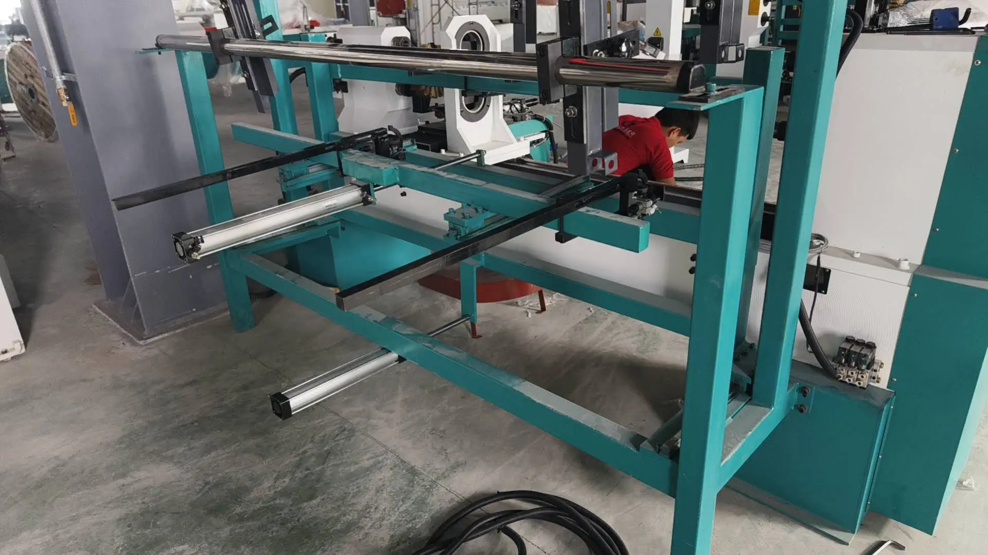 The CNC woodw lathe with automatic loading and unloading system purchased by a Vietnamese customer