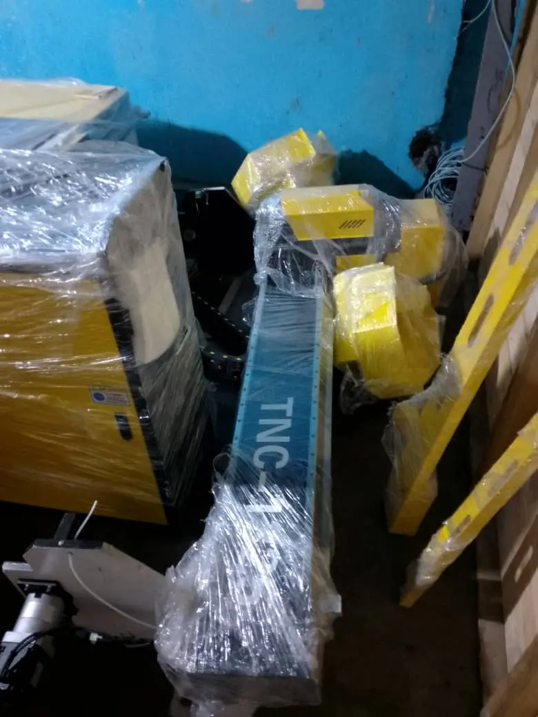 A customer in the Democratic Republic of Congo received a 1325 CNC wood router machine