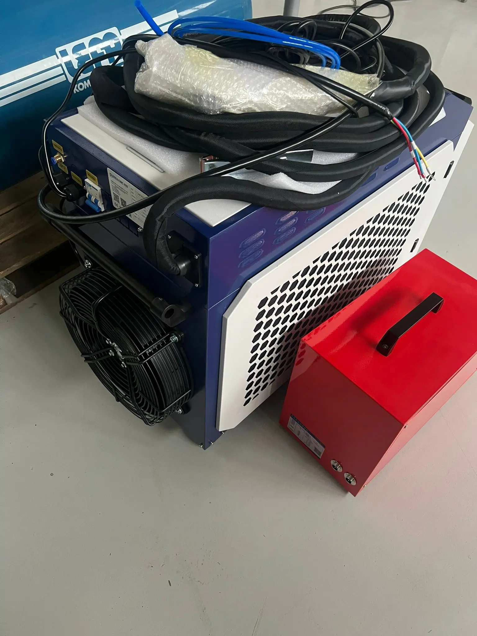 3-in-1 water-cooled laser welding machine
