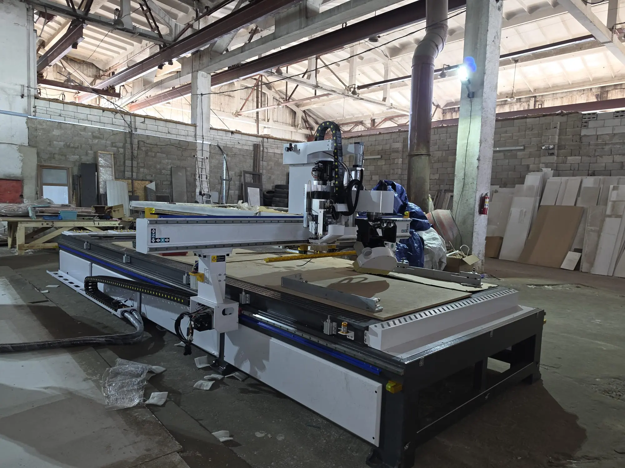 2060 CNC router