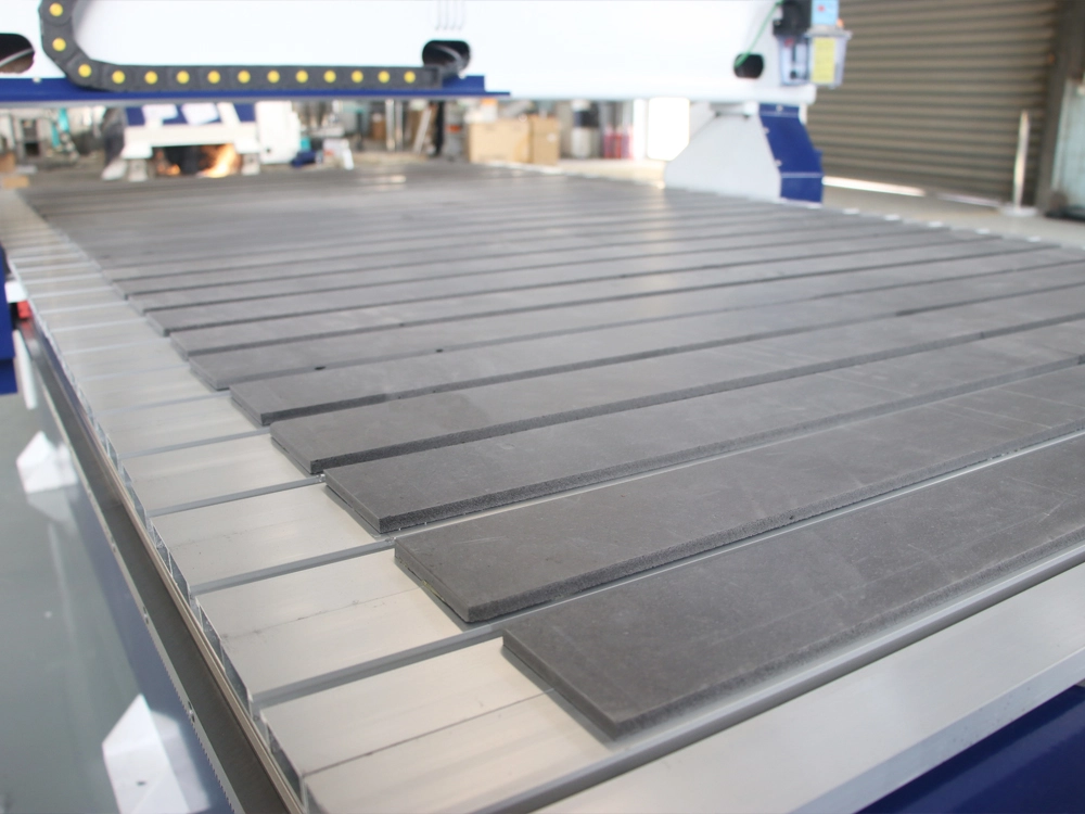Aluminum alloy T-slot table top for 4x8 CNC router Aluminum alloy T-slot table top for 4x8 CNC router