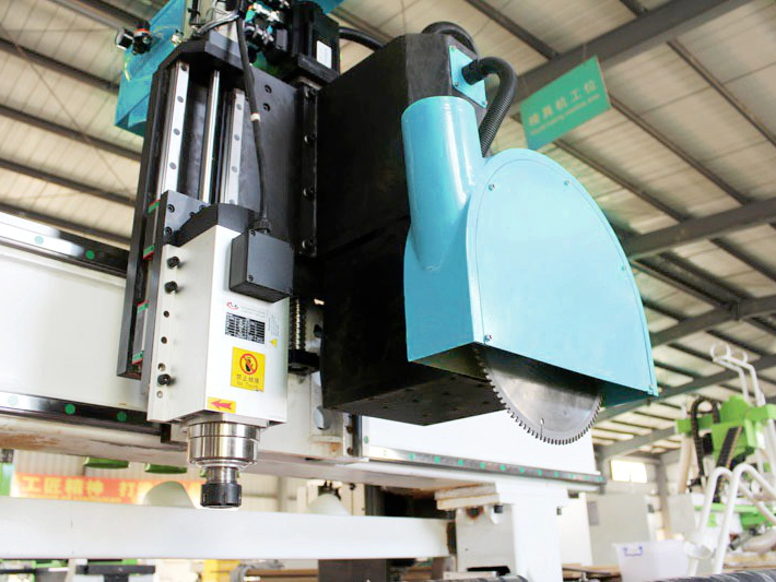 CNC wood router with saw blade kit for cutting wood CNC wood router with saw blade kit for cutting wood