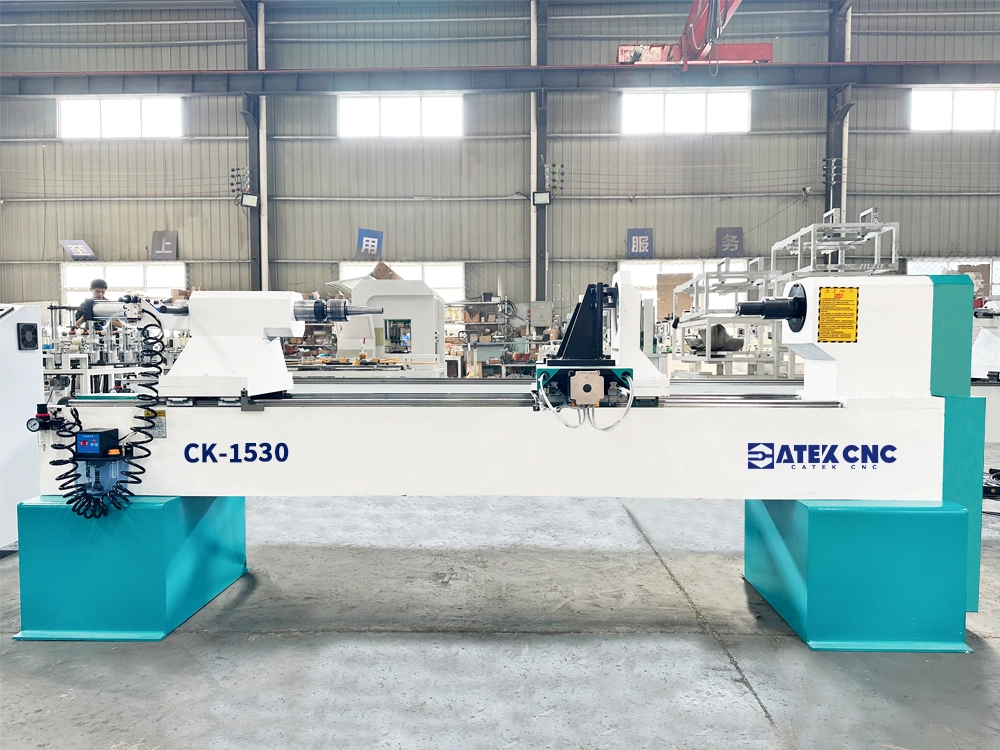 Single-spindle double-knife 1530 CNC wood turning machine Single-spindle double-knife 1530 CNC wood turning machine