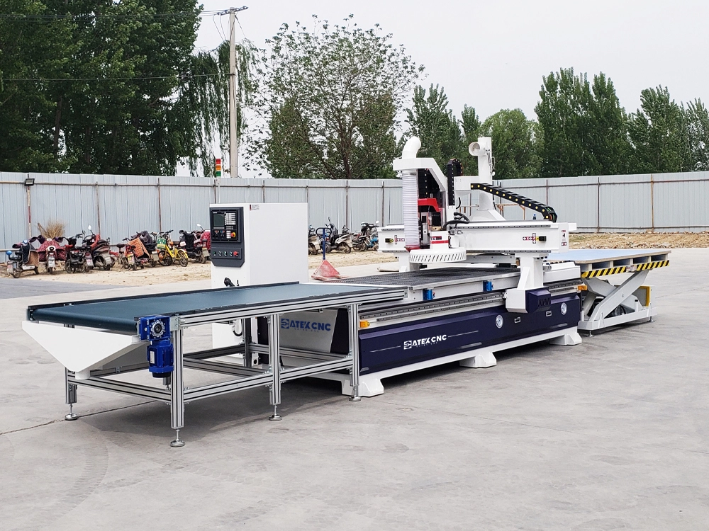 Carousel ATC CNC router with automatic loading and unloading Carousel ATC CNC router with automatic loading and unloading