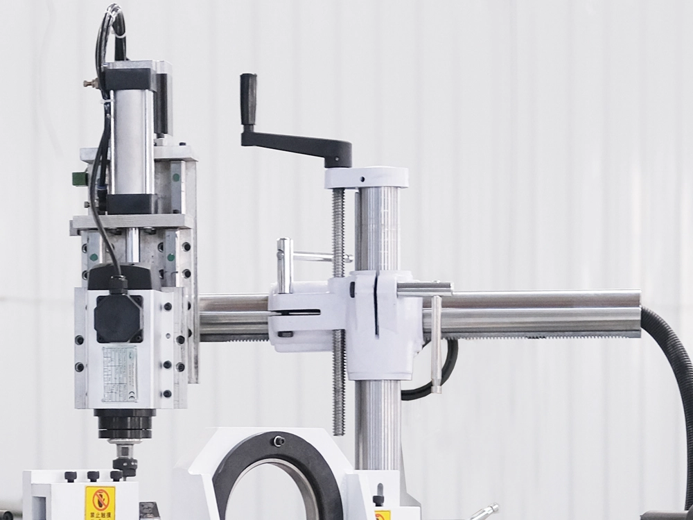 Universal bracket for spindle Universal bracket for spindle