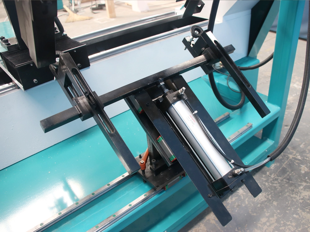 Automatic hopper feed cylinder for pool cue lathe Automatic hopper feed loader of pool cue lathe
