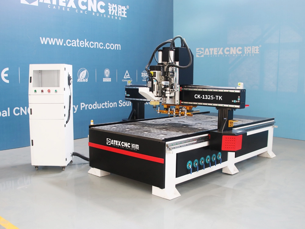 CNC router with linear automatic tool changer, oscillating tool, CCD camera CNC router with linear automatic tool changer, oscillating tool, CCD camera