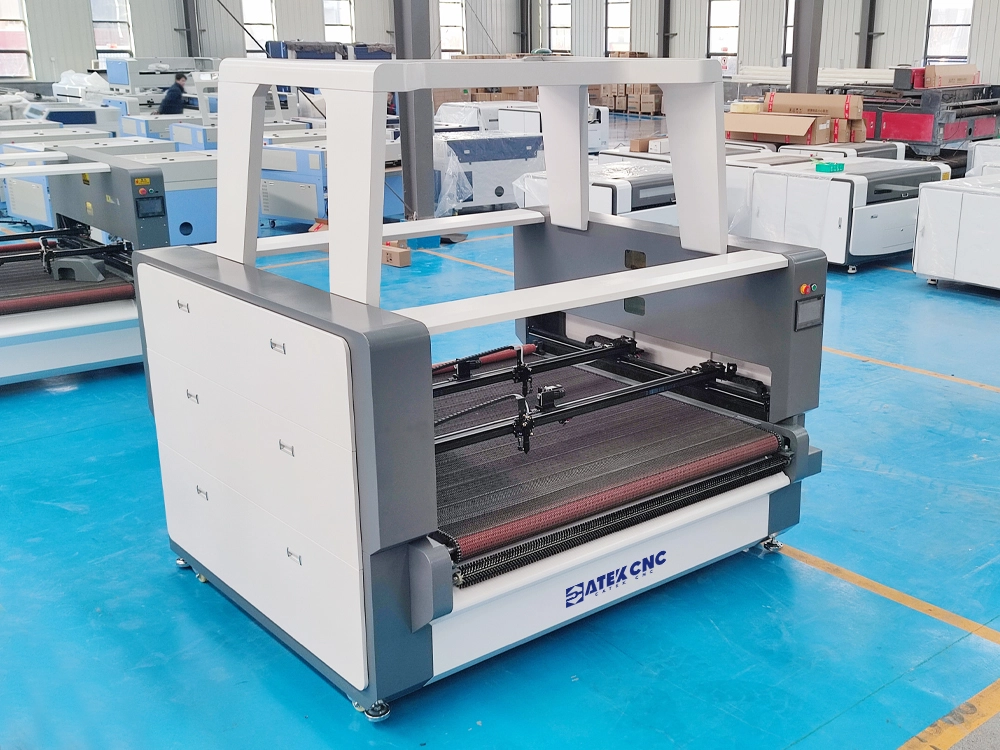 Front right view of CO2 laser fabric cutting machine Front right view of CO2 laser fabric cutting machine