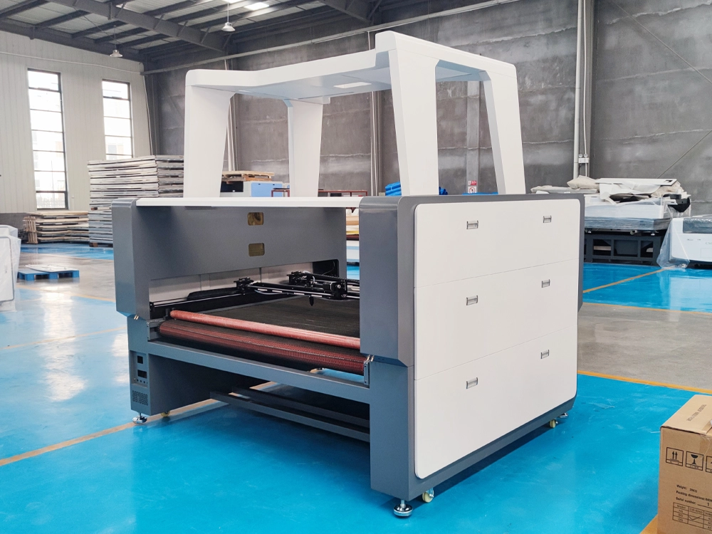 Rear right view of CO2 laser fabric cutting machine Rear right view of CO2 laser fabric cutting machine