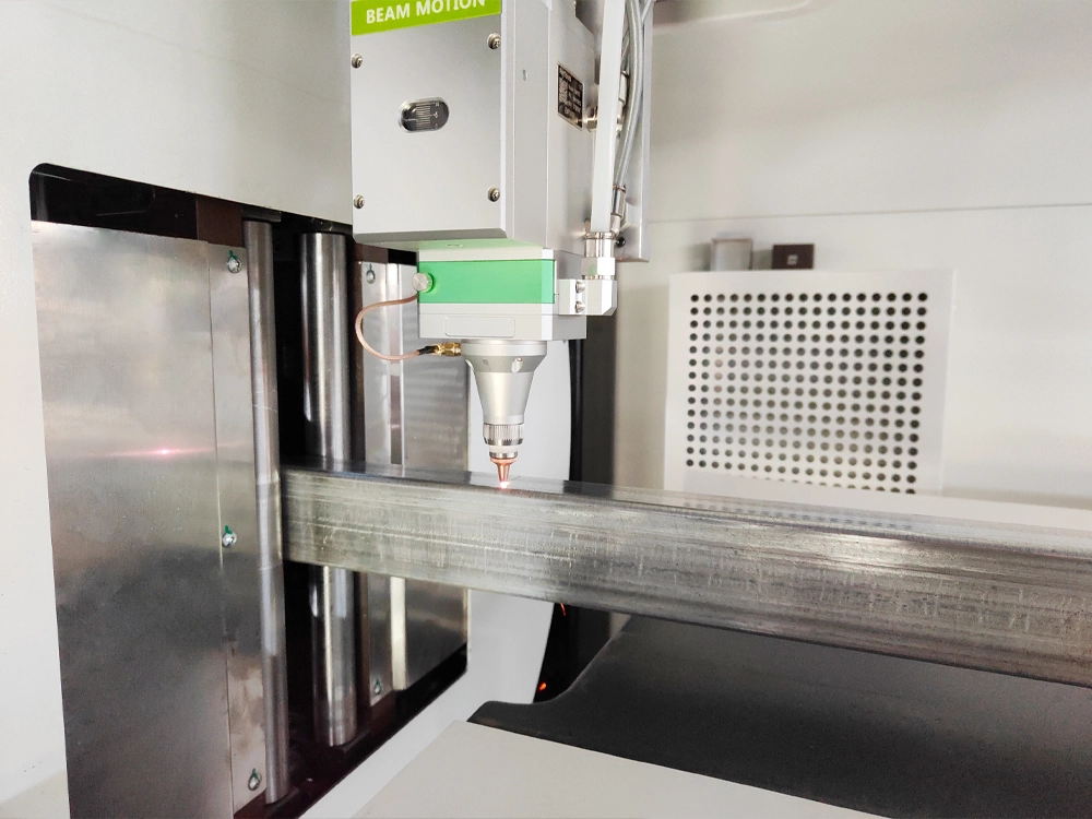 Laser cutting head Laser cutting head