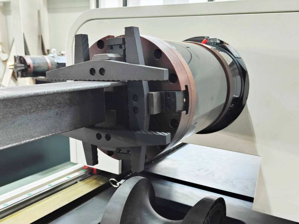 Tail chuck Tail chuck