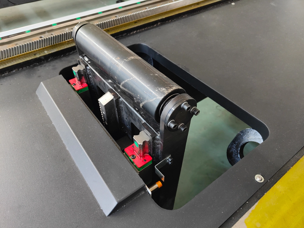 "I" type pipe floating supporter for square and rectangle metal tube "I"type pipe floating supporter for square and rectangle metal tube