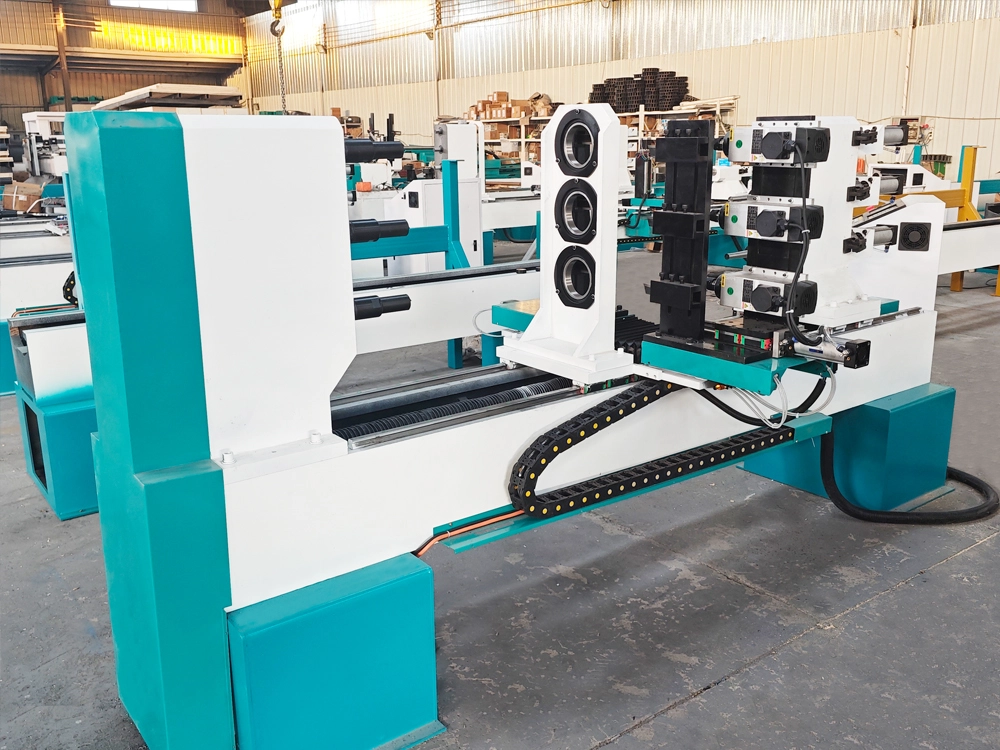 Rear left view of 3-station turning and milling combination CNC woodworking lathe Rear left view of 3-station turning and milling combination CNC woodworking lathe