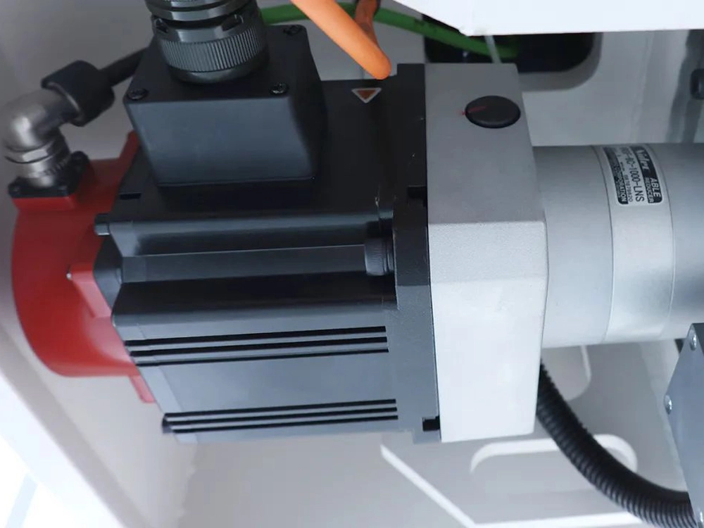 Servo motor Servo motor