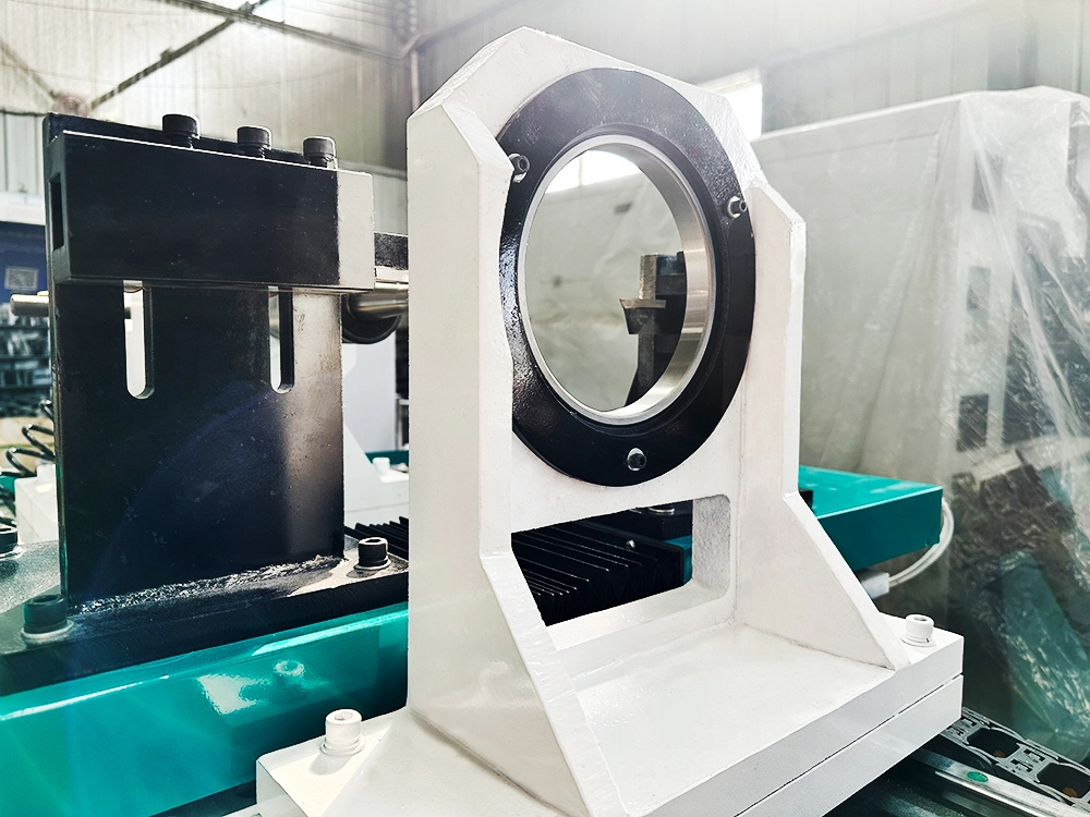 Large diameter steady rest of automatic feeding wood lathe Large diameter steady rest automatic feeding wood lathe