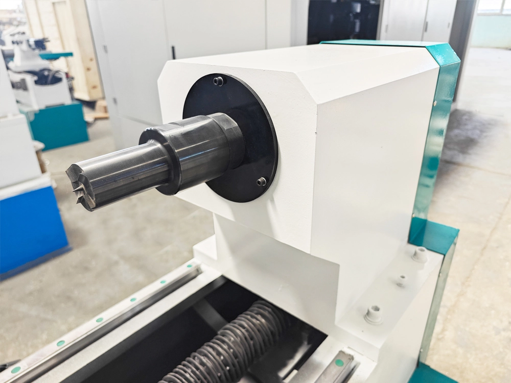 Headstock of four-axis-linkage CNC wood lathe Headstock of four-axis-linkage CNC wood lathe