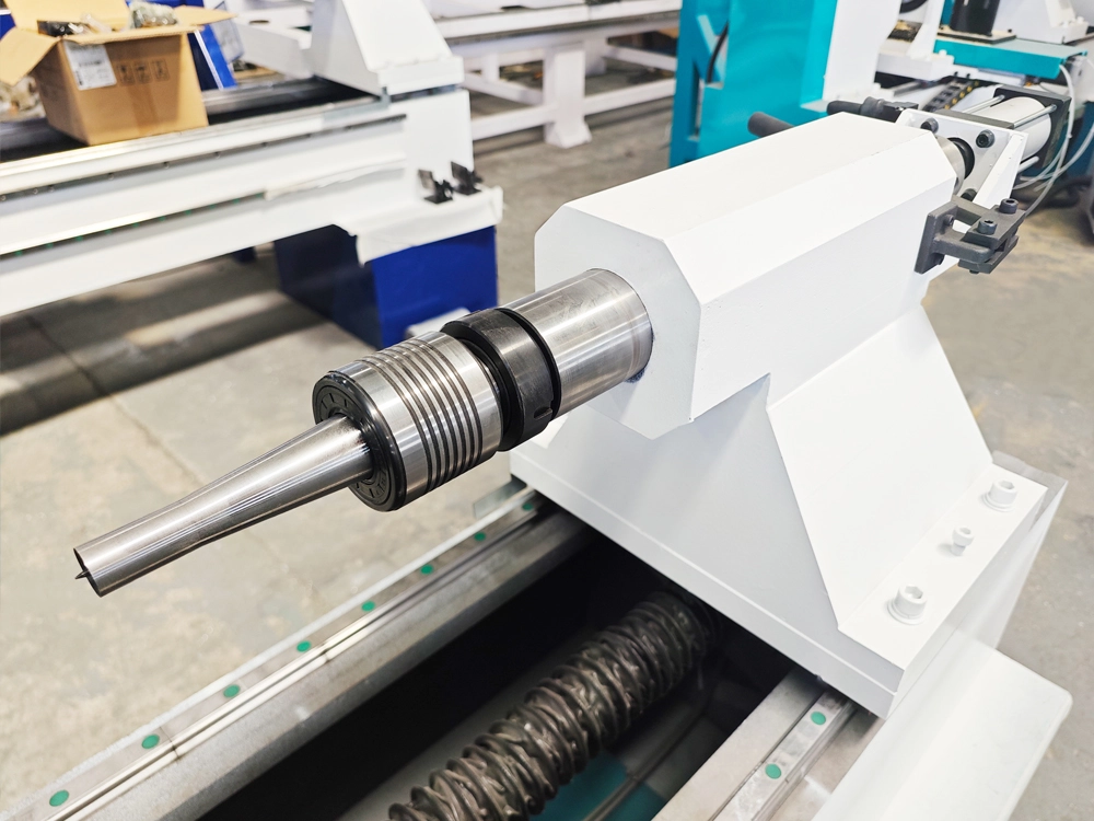 Tailstock of four-axis-linkage CNC wood lathe Tailstock of four-axis-linkage CNC wood lathe