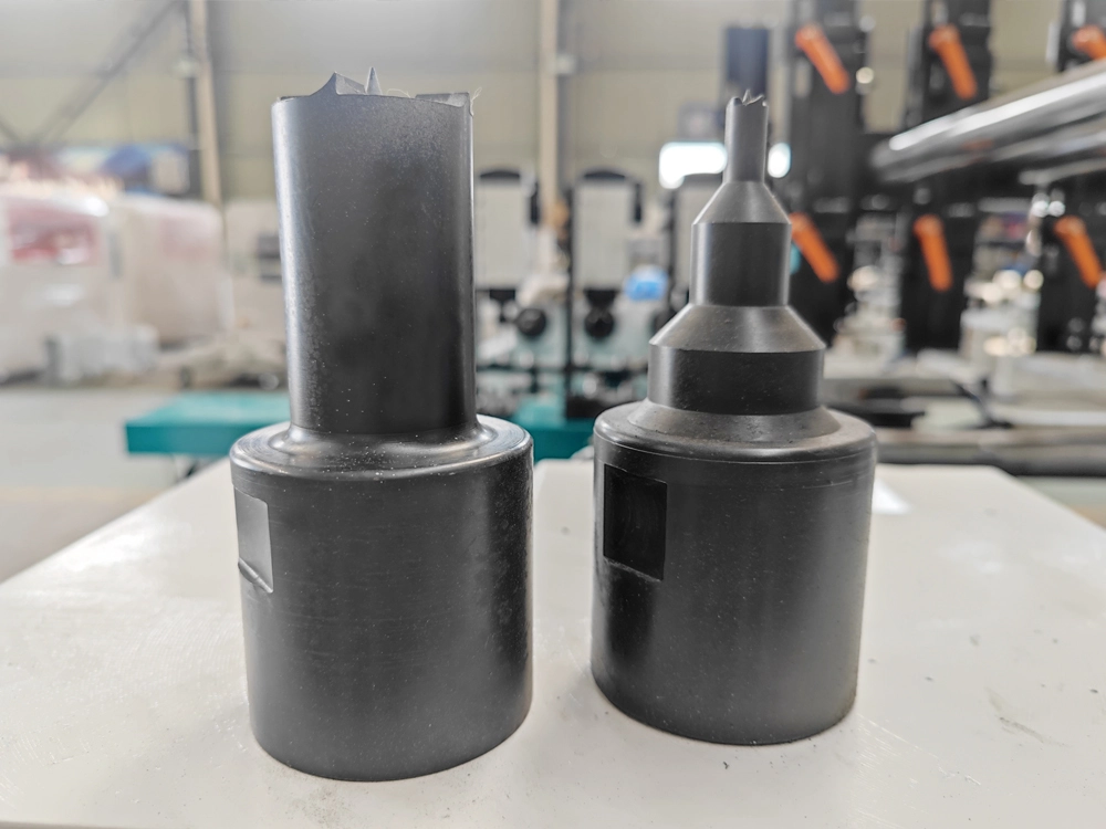 Revolving center of four-axis-linkage CNC wood lathe Revolving center of four-axis-linkage CNC wood lathe