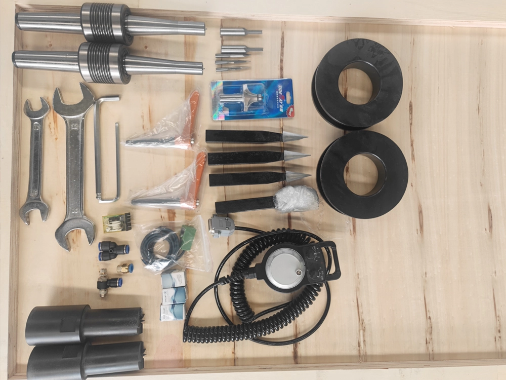 Accessories of 2-station multifunctional CNC wood lathe with four-axis linkage Accessories of 2-station multifunctional CNC wood lathe with four-axis linkage