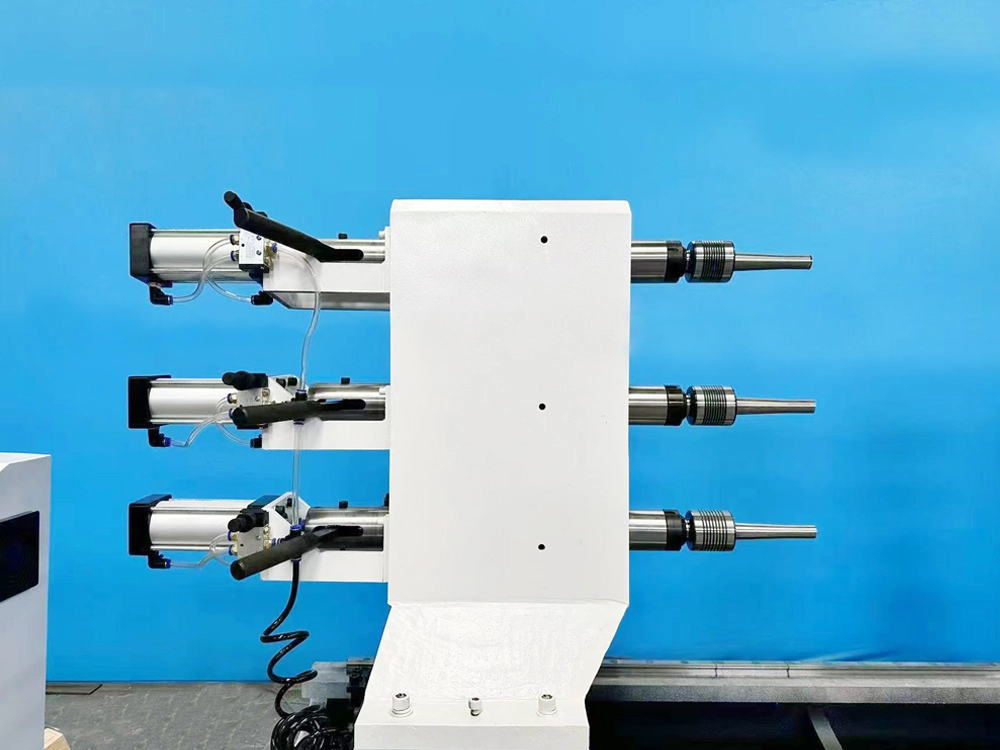 Tailstock of 3-station pool cue lathe Tailstock of 3-station pool cue lathe