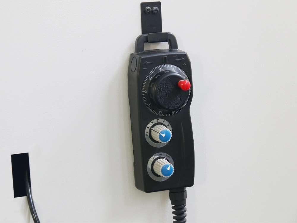 Pulse handwheel for 7'x10' four-axis linear ATC CNC router Pulse handwheel for 7'x10' four-axis linear ATC CNC router