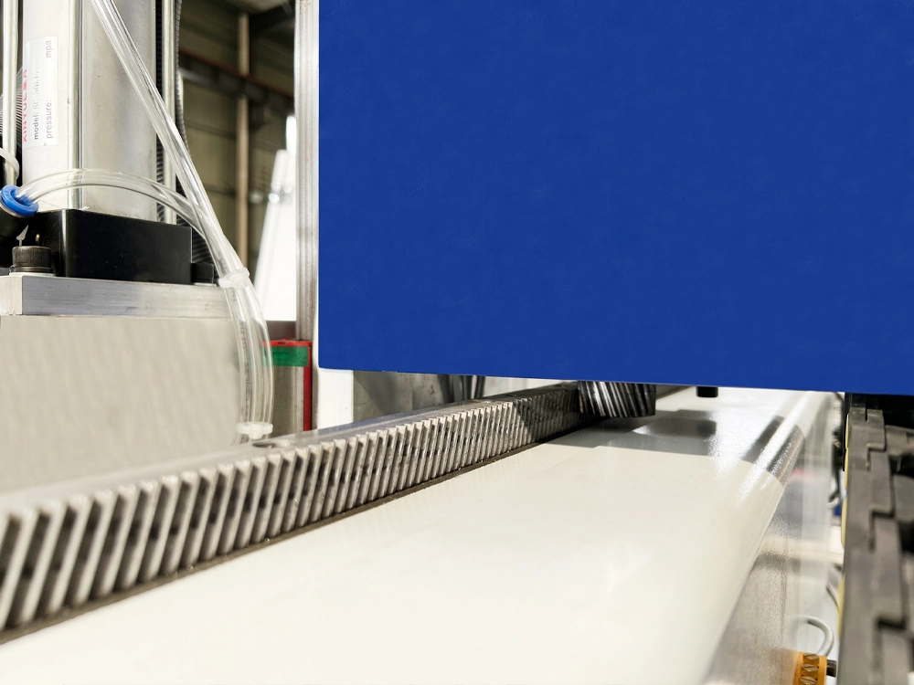 Rack/gear for 5x10ft CNC router with vacuum adsorption workbench Rack/gear for 5x10ft CNC router with vacuum adsorption workbench