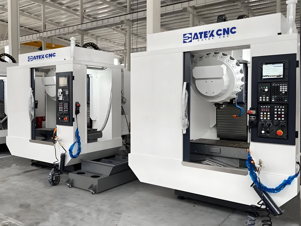 Multifunctional drilling and milling metal processing centers in the production workshop Multifunctional drilling and milling metal processing centers in the production workshop