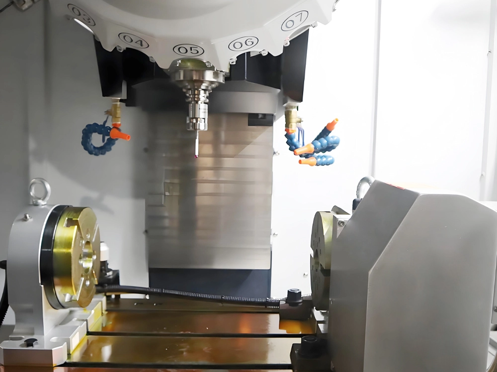 Indexing chuck of multifunctional drilling and milling metal processing centers Indexing chuck of multifunctional drilling and milling metal processing centers