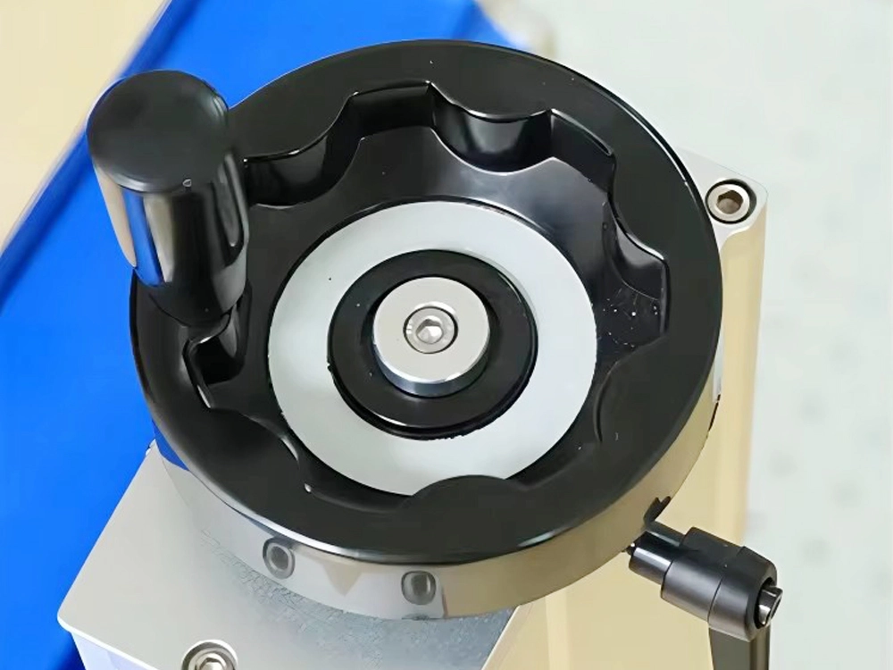 Hand crank Hand crank