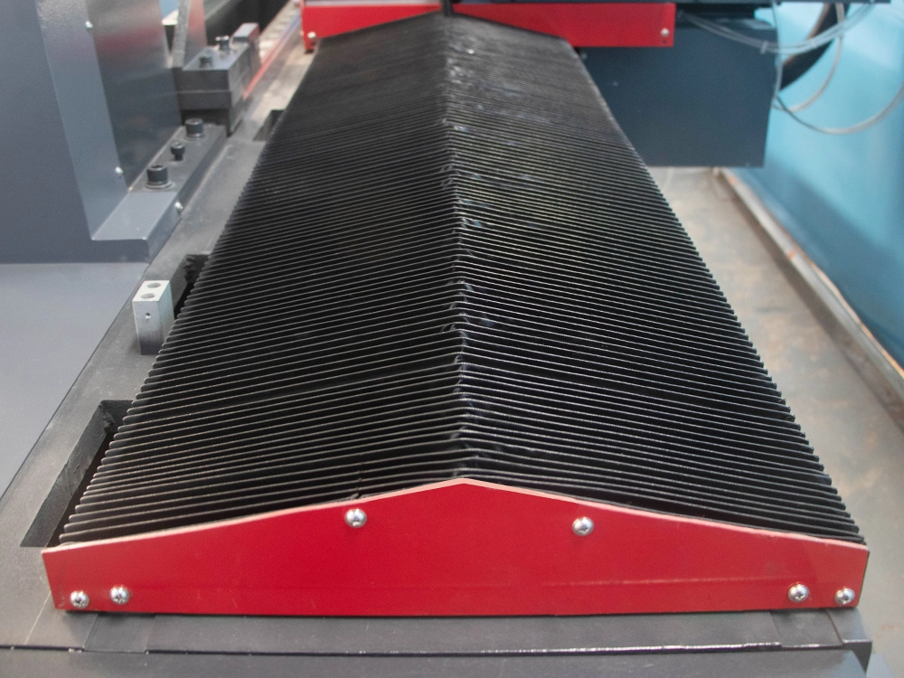 The closed dust cover for Z-axis The closed dust cover for Z-axis