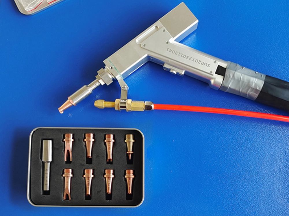 The G-fast handheld 3-in-1 laser welding gun and nozzle kit The G-fast handheld 3-in-1 laser welding gun and nozzle kit