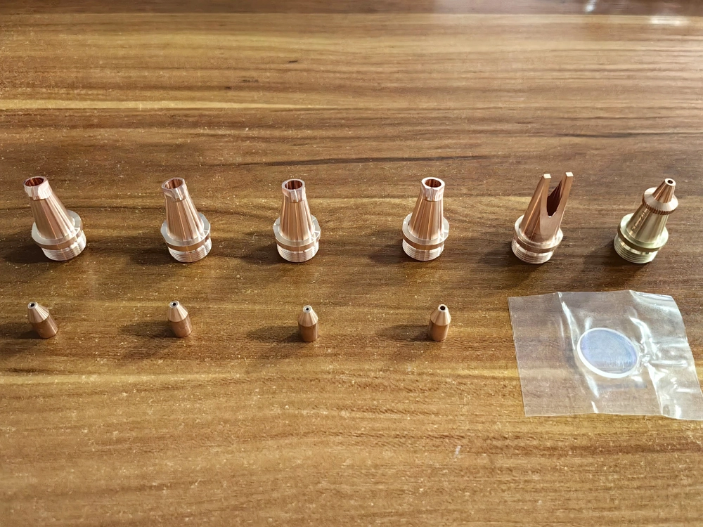 Various types of nozzles included with the machine